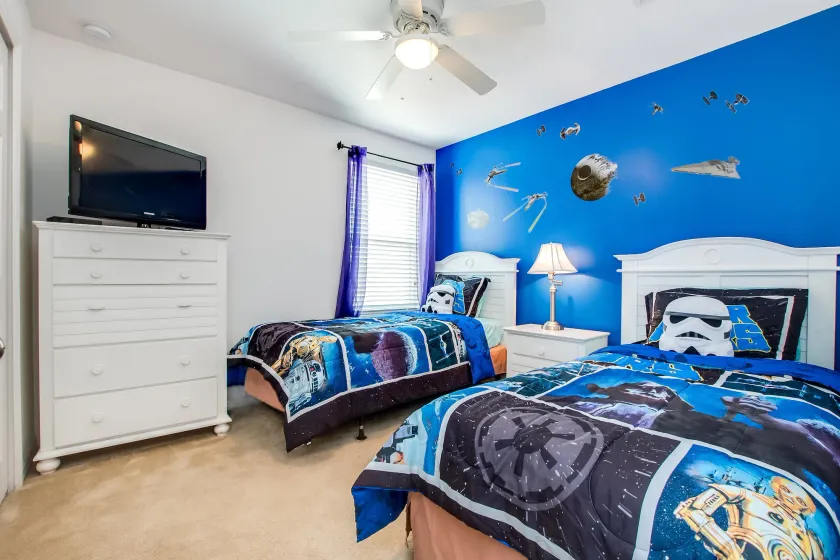 Lake View With Sunset Near Disney! 6br/5.5br Themed Rooms - Image 1