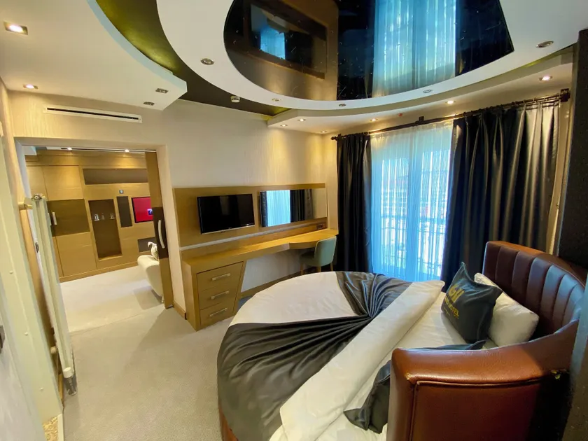 Grand Hotel Van - Room