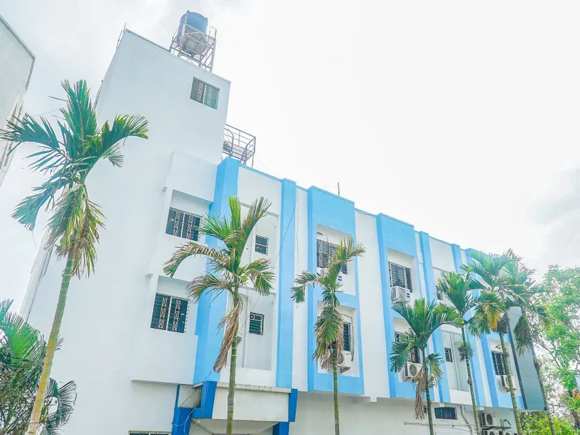 Hotel O Paradise Inn Talegaon Dabhade - Image 1