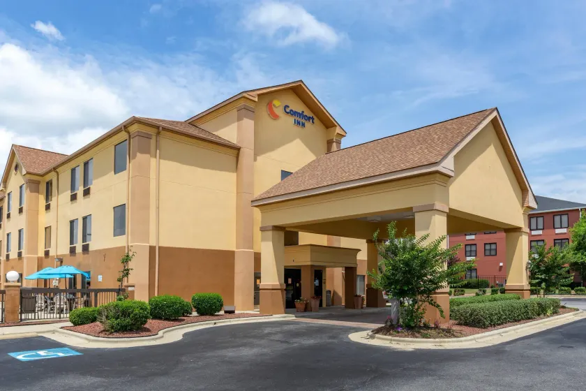 Comfort Inn Garner Clayton I-40 - Image 1