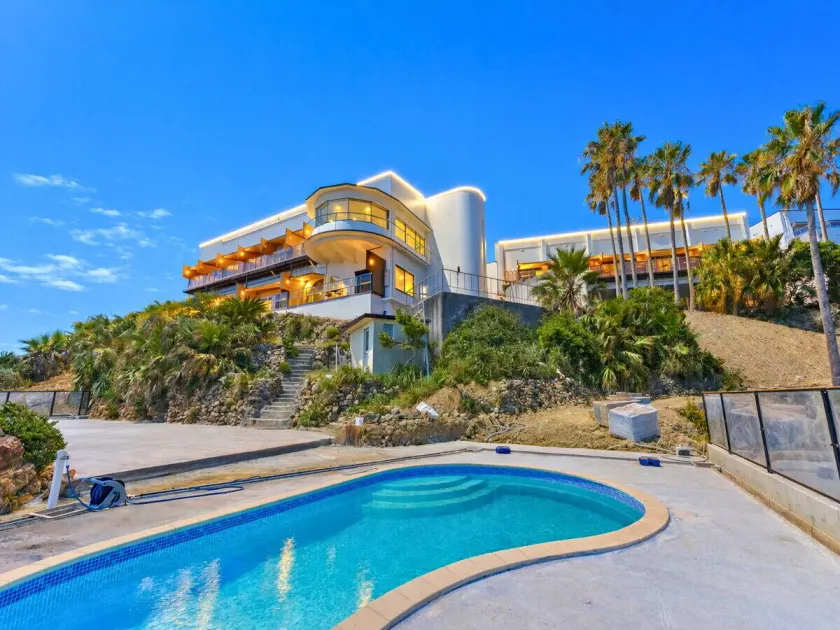 Livemax Resort Inami Seafront - Image 1