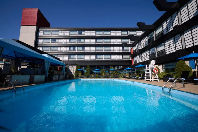 Hotel Ruby Foo's - Image 1