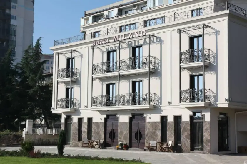 Milano Hotel - Image 1