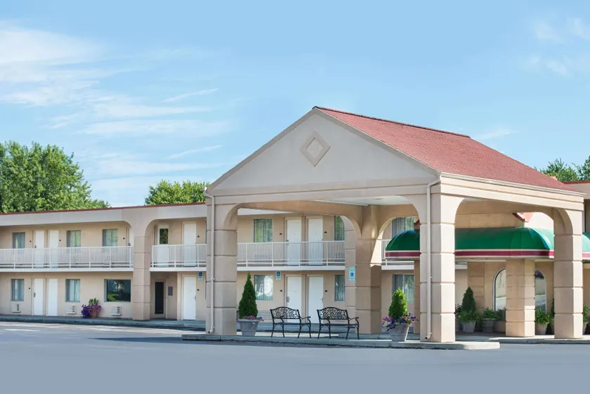 Baymont by Wyndham Sandusky - Image 1