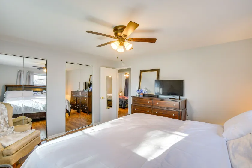 Country Club Hills Home: Walk to Rec Center! - Chambre