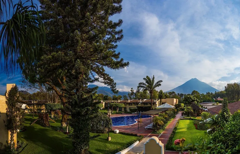 Hotel Soleil La Antigua - Image 1