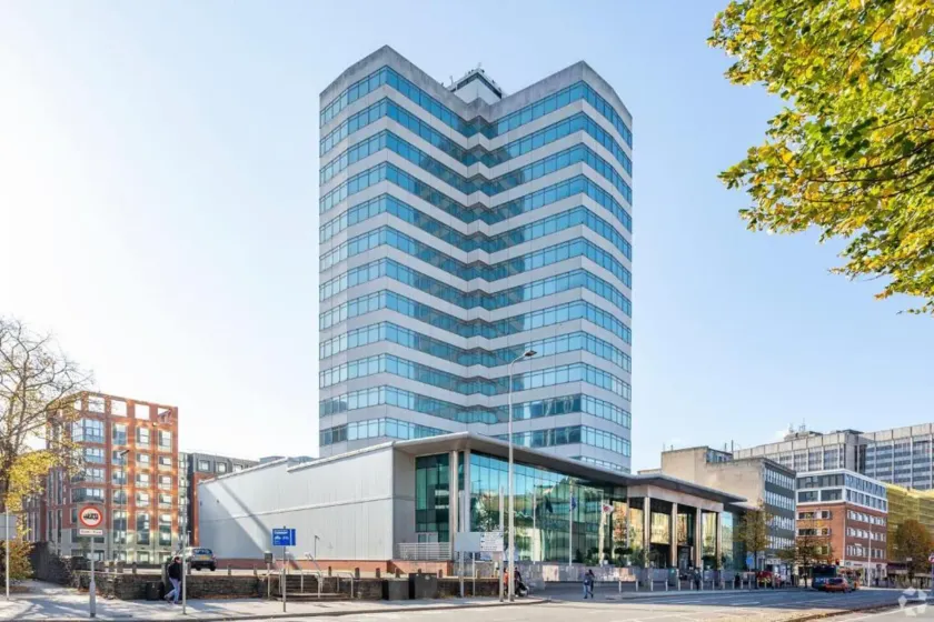 Holland House Hotel Cardiff By Sunday - Image 1