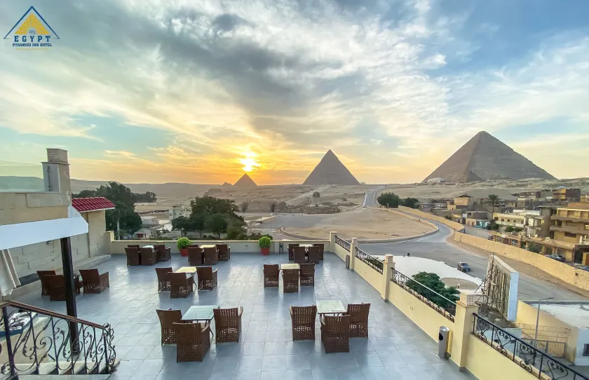 Egypt Pyramids Inn - Image 1