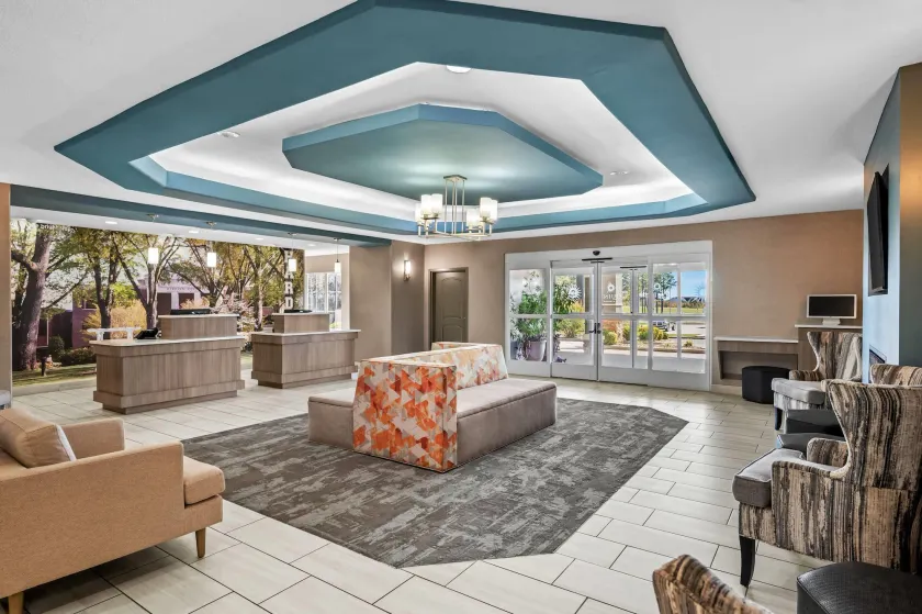 La Quinta by Wyndham Searcy - Image 1