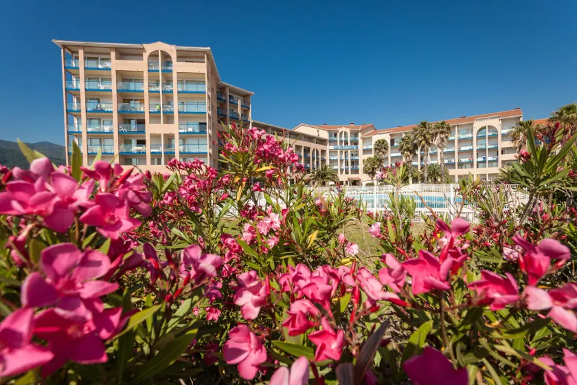Appart Hôtel Mer & Golf Port Argelès - Image 1