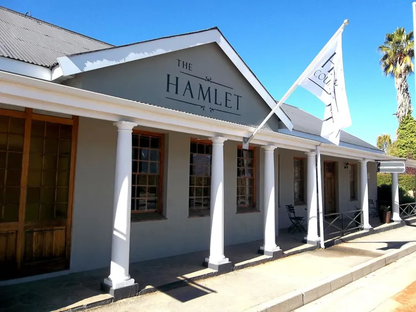 The Hamlet Country Lodge - Image 1