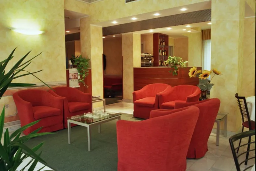 Hotel Engadina - Image 1