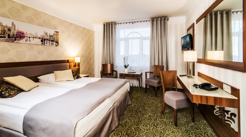 Hotel Lord - Warsaw Airport - Image 1