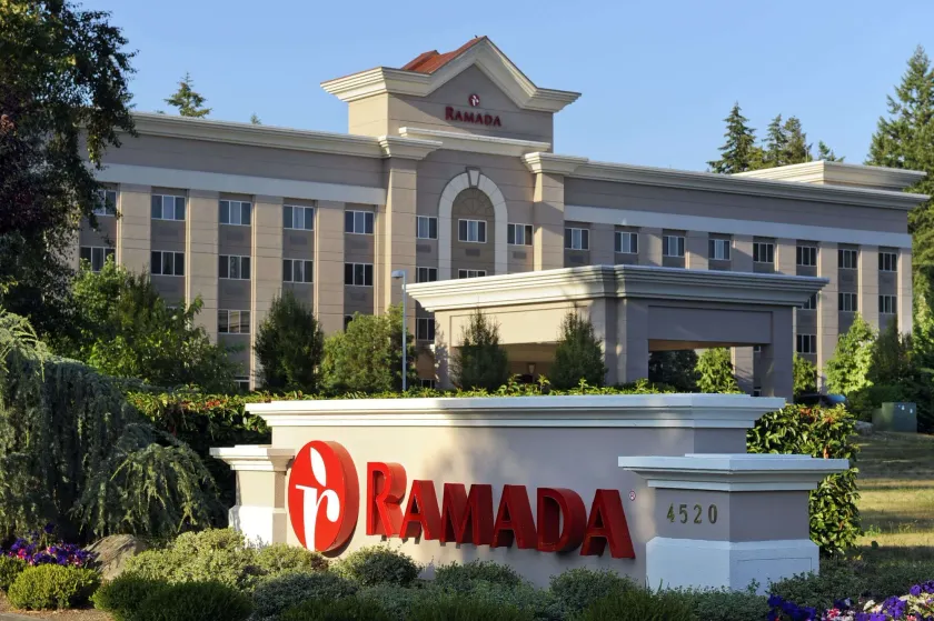 Ramada by Wyndham Olympia - Image 1