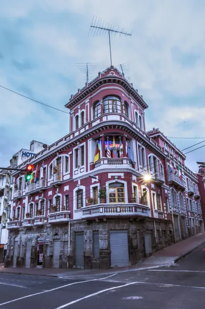 Hotel Plaza del Teatro - Image 1