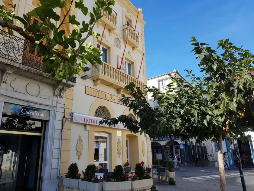 Hotel La Residencia - Image 1