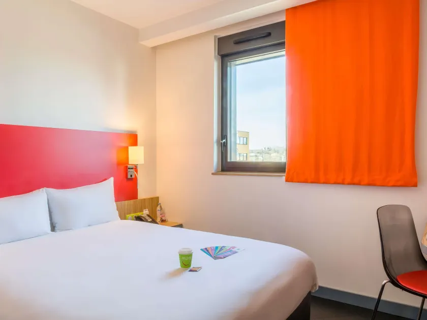 ibis Styles Romans-Valence Gare TGV - Image 1