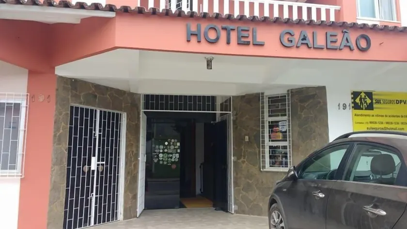 Hotel Galeão - Image 1