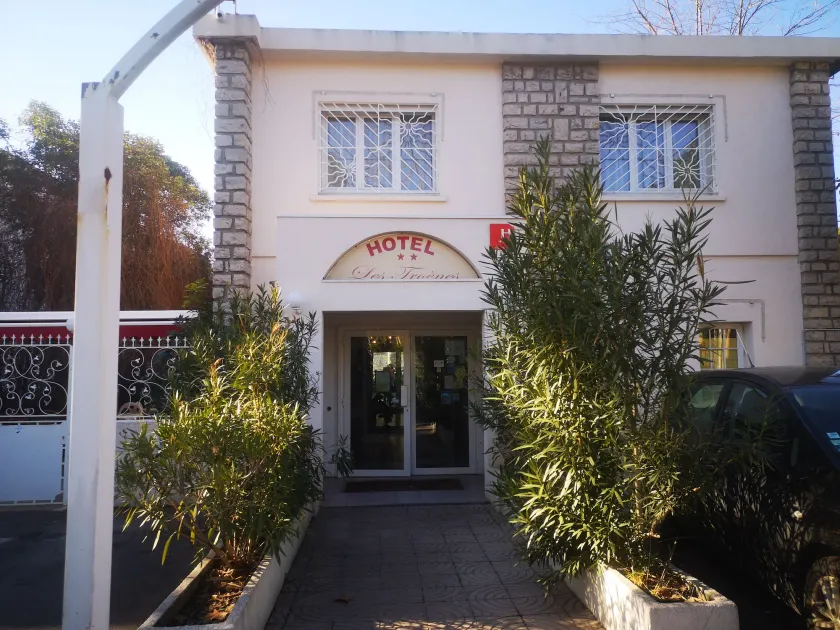 Hotel les Troenes - Image 1