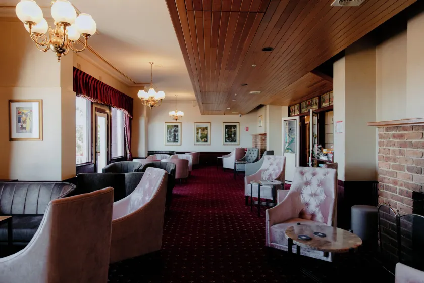 Mountain Heritage Hotel - Lobby lounge