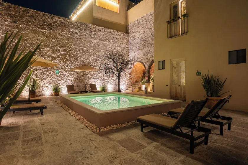 Hotel Nena Centro - Image 1