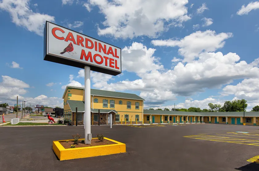 Cardinal Motel Bowling Green - Image 1