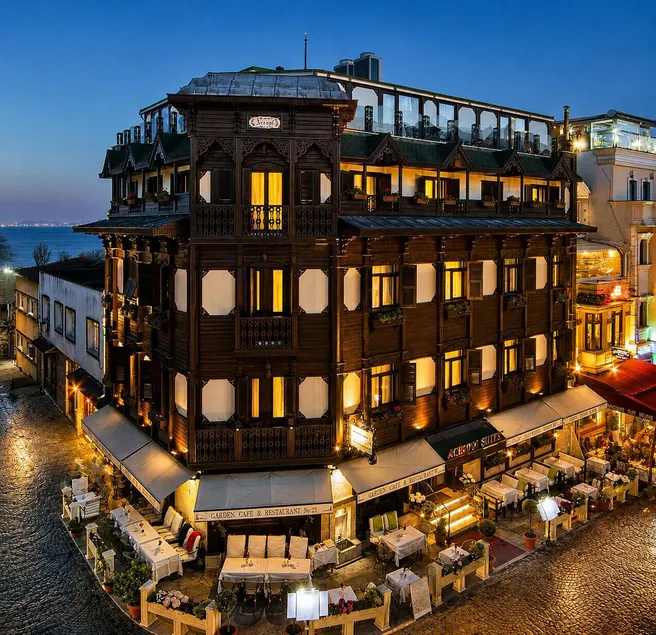 GLK PREMIER Acropol Suites & Spa - Image 1