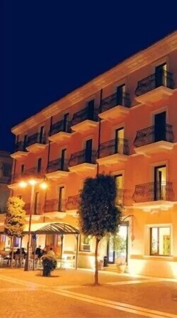 Palazzo Foti Hotel - Image 1