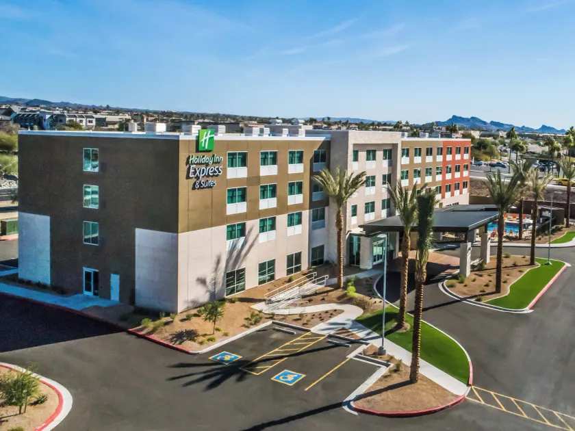 Holiday Inn Express & Suites Lake Havasu - London Bridge by IHG - Image 1