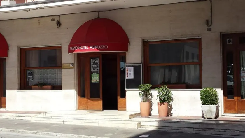 Grande Albergo Abruzzo - Image 1