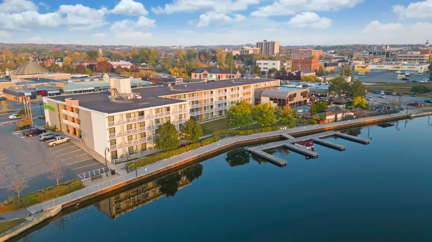Holiday Inn Hotel Peterborough Waterfront by IHG - Image 1