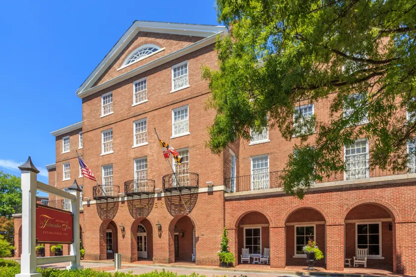 The Tidewater Inn - Image 1