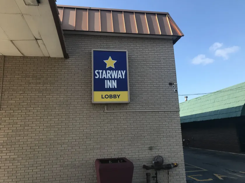 Starway Inn - Image 1