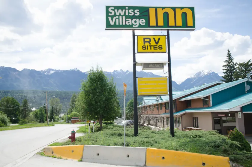 Swiss Village Inn - Image 1