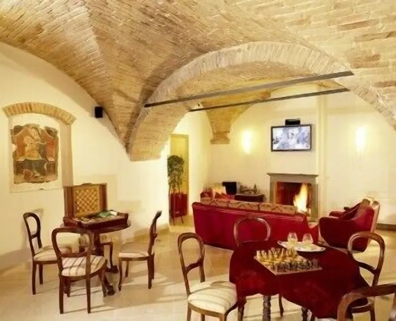 Hotel Italia - Image 1
