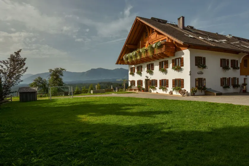 Appartamento adatto alle famiglie con barbecue, giardino e terrazza | Vista sull'acqua - Image 1