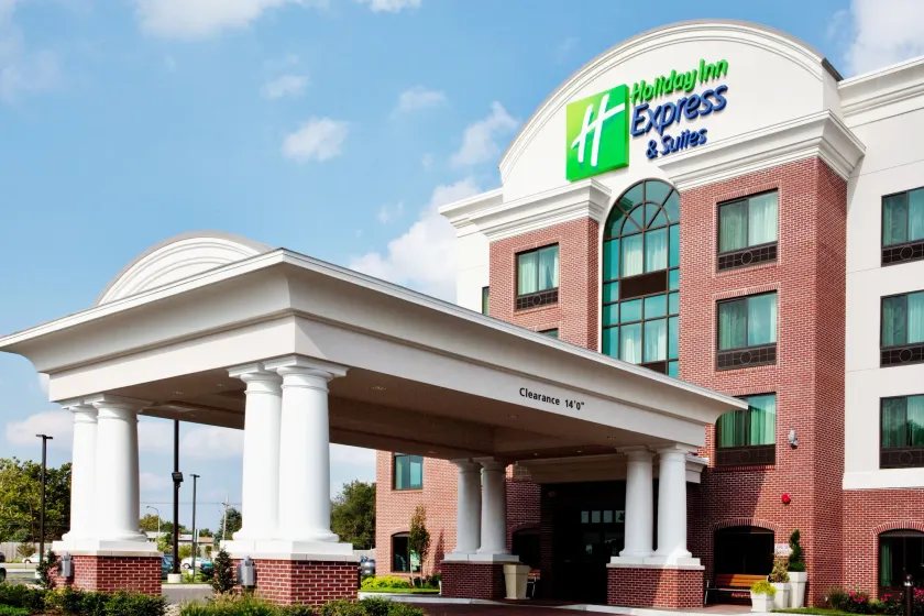 Holiday Inn Express & Suites Wilmington-Newark by IHG  - Image 1