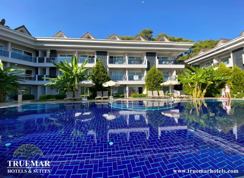 Truemar Hotels & Suites - Image 1