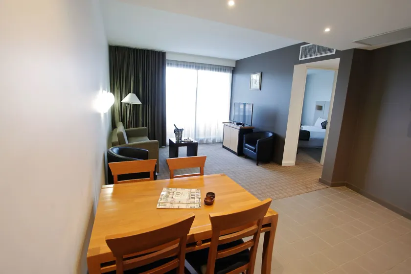 Golden Pebble Hotel - Image 1