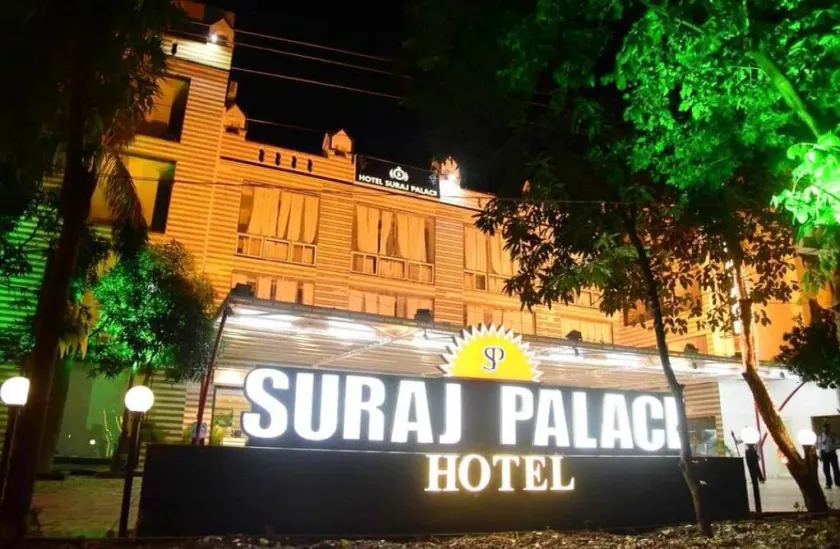 Hotel Suraj Palace - Image 1