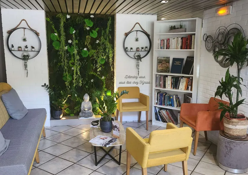 Hôtel Kyriad Montpellier Centre Antigone - Hall