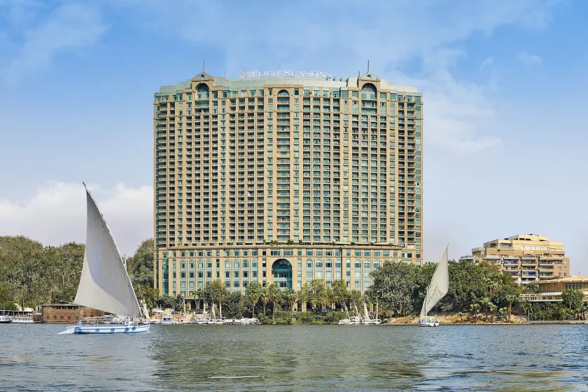 Four Seasons Hotel Cairo at Nile Plaza - Image 1