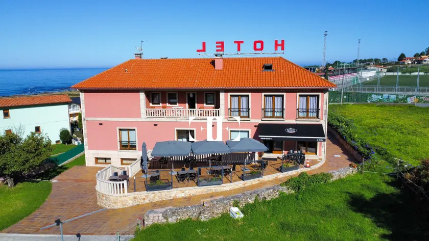Hotel A Raíña - Image 1