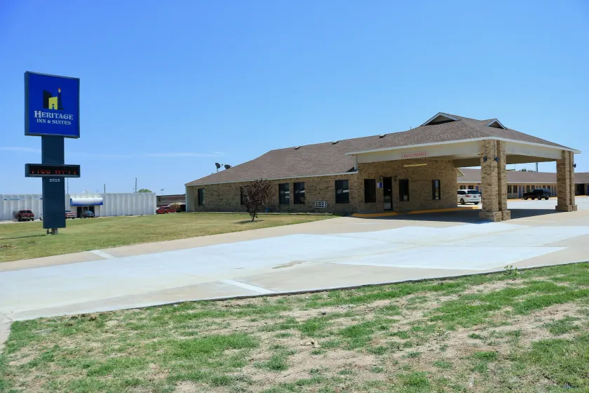 Heritage Inn & Suites - Image 1