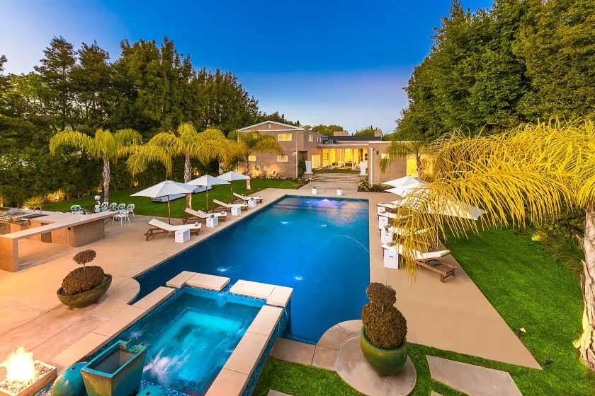 Beverly Hills Luxury Modern Palace - Image 1
