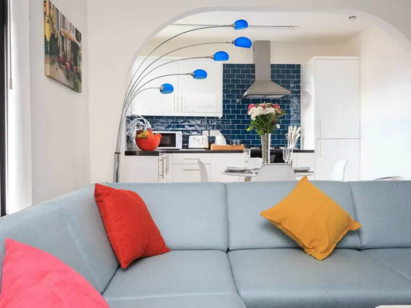 Live in Leeds Grange Apartments - Image 1