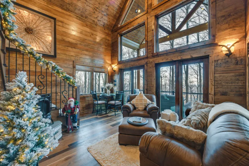 Couple's Getaway in Stoney Creek at Wintergreen! - Image 1