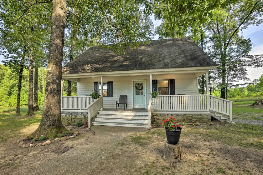 Peaceful Broken Bow Cottage w/ Fire Pit! - Image 1