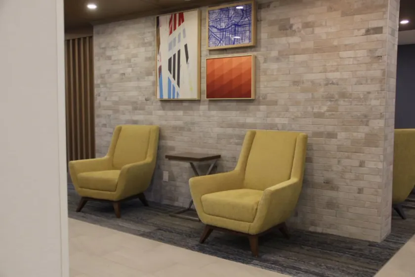 Holiday Inn Express & Suites Huntsville by IHG - Lobby