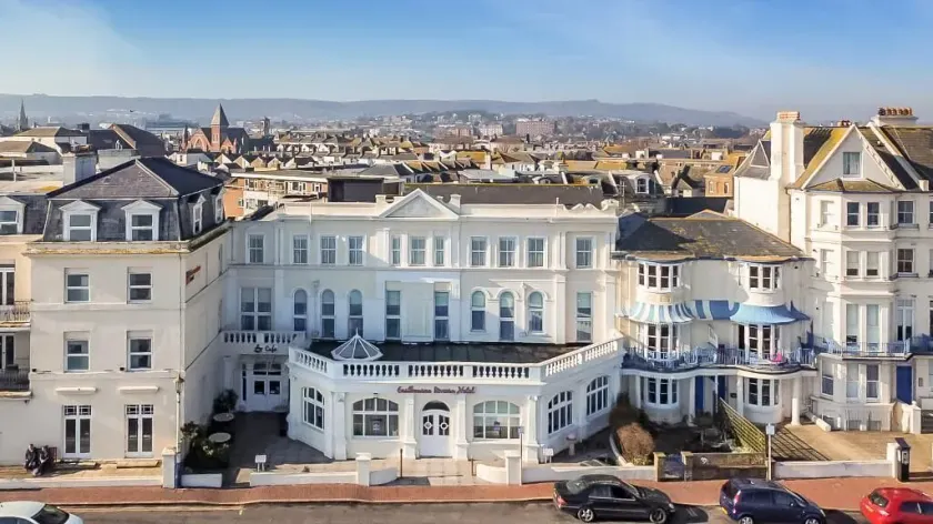 Eastbourne Riviera Hotel - Image 1